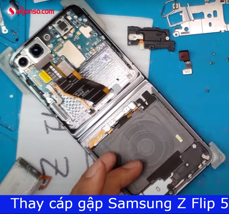 thay cáp gập samsung z Flip 5